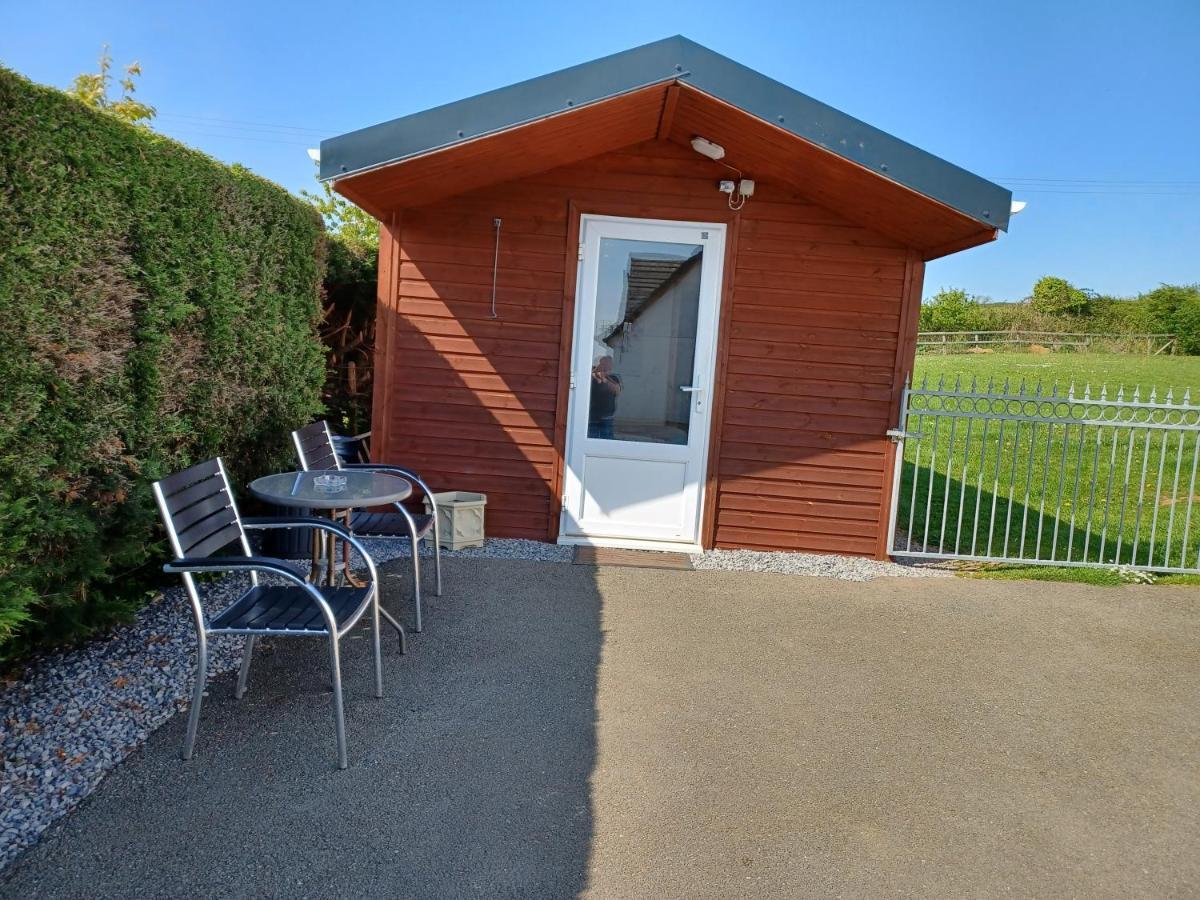 Dunroaming Cabin Pendine Luaran gambar