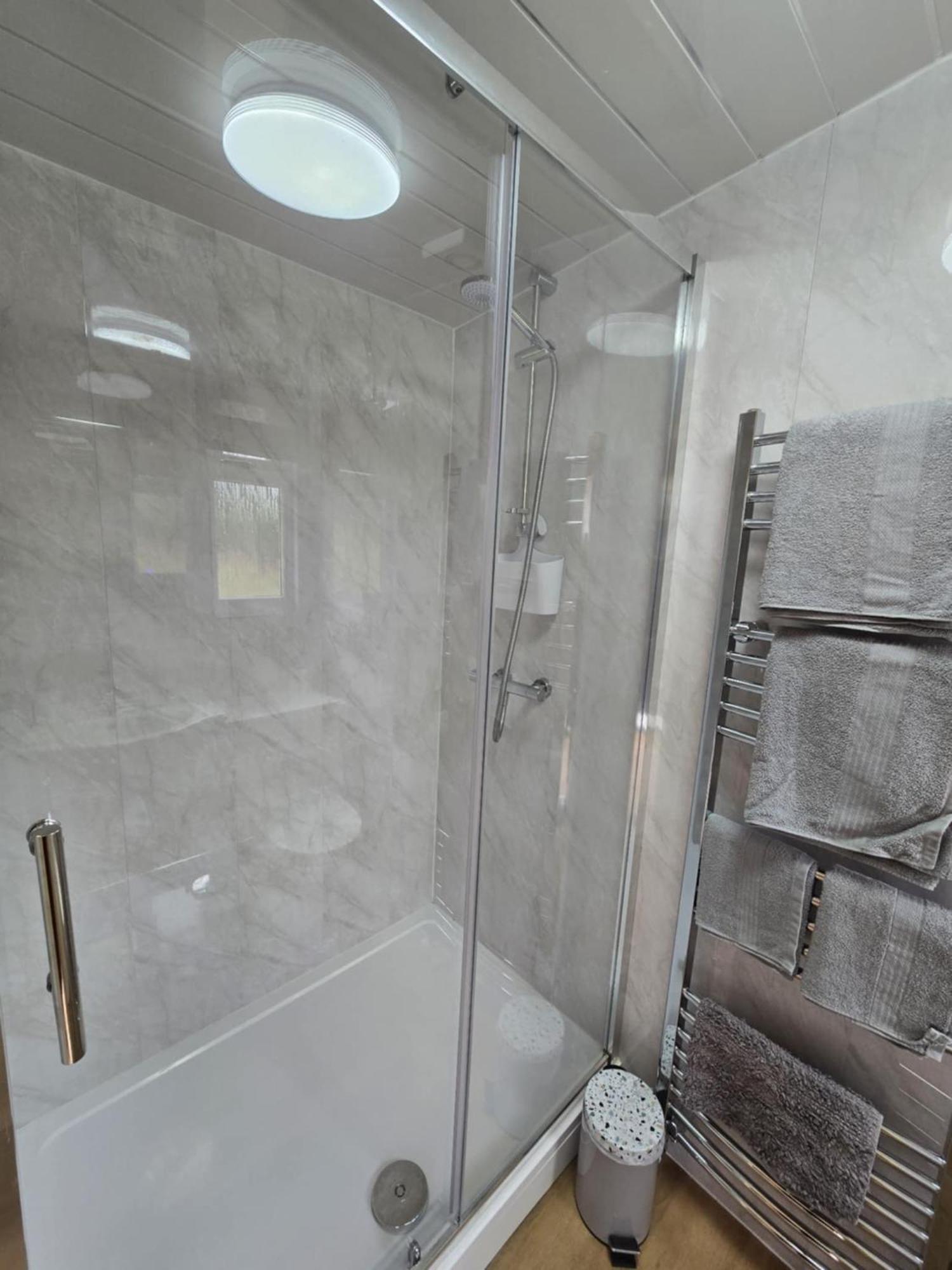 Dunroaming Cabin Pendine Luaran gambar