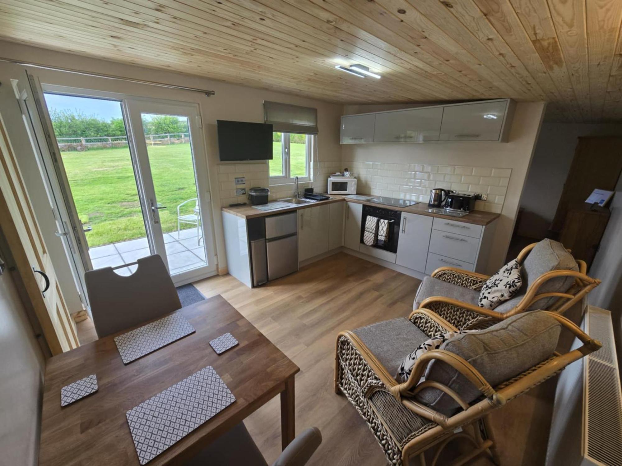 Dunroaming Cabin Pendine Luaran gambar